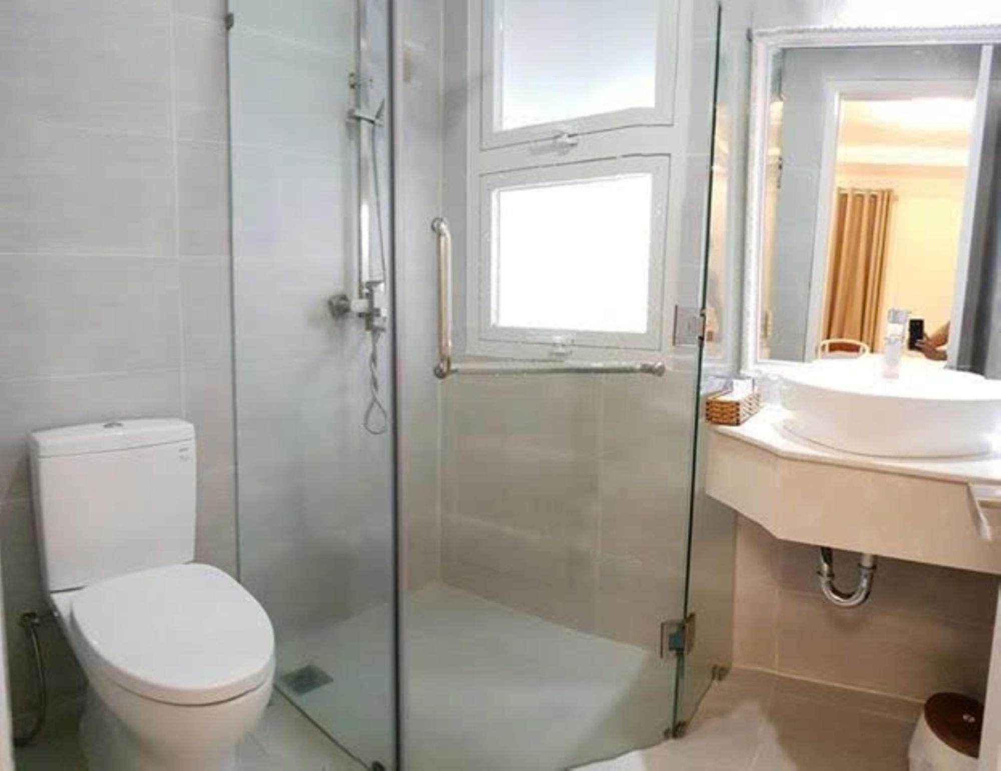 Khai Hung Hotel Binh Chanh Bandar Ho Chi Minh Luaran gambar